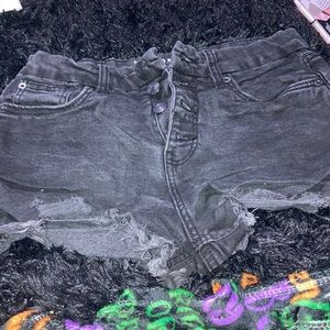 Black mid rise shorts